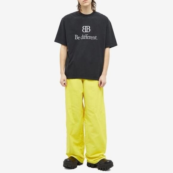 Balenciaga Men’s “Be Different” Logo T-Shirt in Black/White – Size XXL - Picture 8 of 13